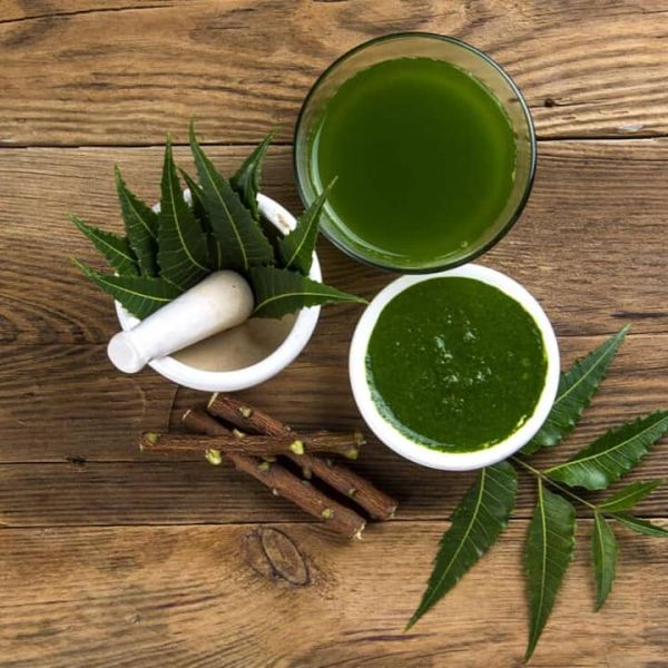 Clean blood is not only good for your health, but it is also beneficial for the skin. Neem leaves detox the body, which reduces the risk of diseases.