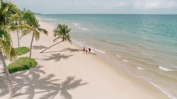 हे रिसॉर्ट फु क्वोक बेटाच्या सुंदर किनाऱ्यालगत आहे. InterContinental Phu Quoc Long Beach Resort च्या फोटो सौजन्याने