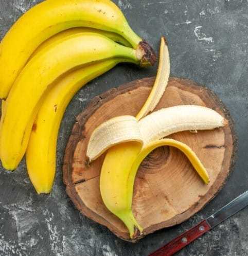 Banana cooked with carbide can be harmful to your health. The peel of such banana is very soft and light yellow in colour. Its inner part is light green whereas in natural banana this part is black. Bananas ripened with carbide also have a very short shelf life and spoil quickly.