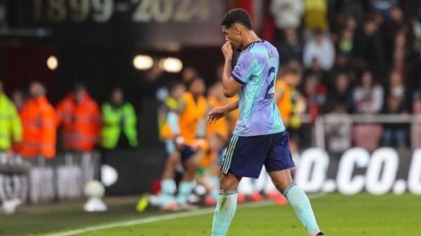 Wiliam Saliba mendapat kartu merah pertamanya dalam laga Bournemouth vs Arsenal di Vitality Stadium, Sabtu (19/10/2024).