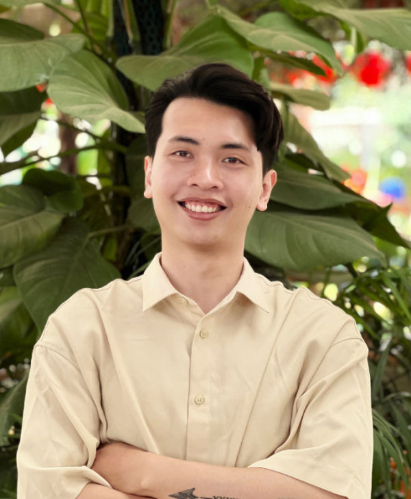 Khanh Duy, 24, from HCMC, works remotely for an international IT startup. Photo courtesy of Duy