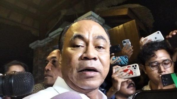 Menkominfo Budi Arie Setiadi usai menghadiri acara Pembekalan Calon Menteri di Padepokan Garudayaksa, Hambalang, Babakan Madang, Kabupaten Bogor, Jawa Barat pada Rabu (16/10/2024).