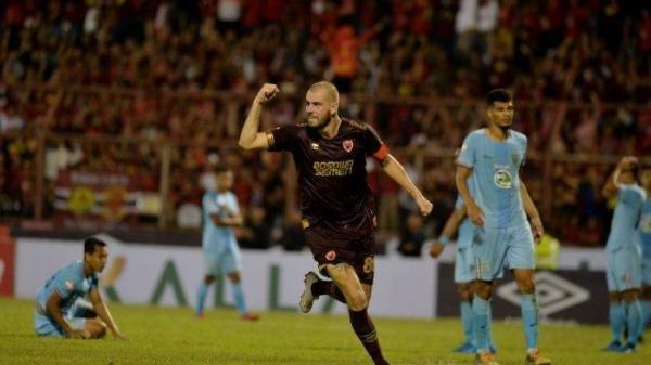 FOTO Wiljan Pluim. Jelang bursa transfer Liga 1, eks pelatih PSM Makassar Assegaf Razak sorot cara bermain Juku Eja sejak ditinggal oleh Wiljan Pluim.