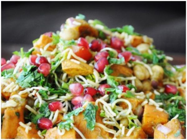 Kitchen Hacks Sweet Potato Street Style Chaat Recipe आरोग्यासाठी उकडलेले आणि भाजलेले रताळे | किचन हॅक्स: अगदी का असली मजा घेणे आहे तो घरावर बनकर खाएं गरम शकरकंद