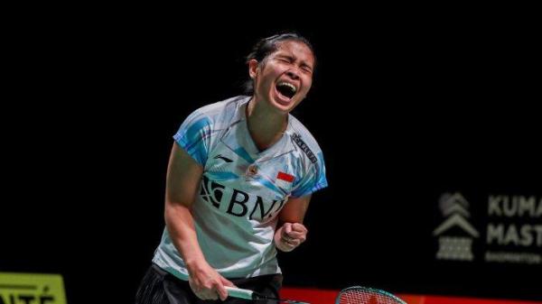 Tunggal putri Indonesia, Gregoria Mariska Tunjung melakukan selebrasi saat bertanding di ajang bertajuk Kumamoto Japan Masters 2023.