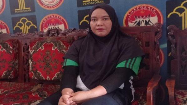 Novi ibu di Muratara, Sumsel yang dipenjara karena menyiram pengintip pakai air keras mengaku trauma dan berniat pindah dari kampung setelah bebas dari penjara.