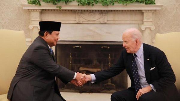 Presiden Prabowo Subianto menggelar pertemuan bilateral dengan Presiden Amerika Serikat (AS) Joe Biden di Gedung Putih Washington DC, Selasa (12/11/2024) waktu setempat.