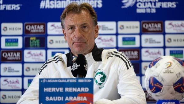 Potret pelatih Arab Saudi, Herve Renard dalam sesi konferensi pra laga melawan Timnas Indonesia di lanjutan ronde ketiga Kualifikasi Piala Dunia 2026 Zona Asia, Senin (18/11).