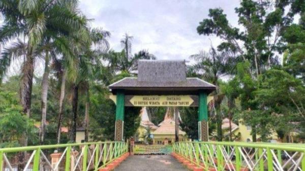 Wisata Kolam pemandian air panas Tanuhi di Desa Hulu Banyu Loksado2