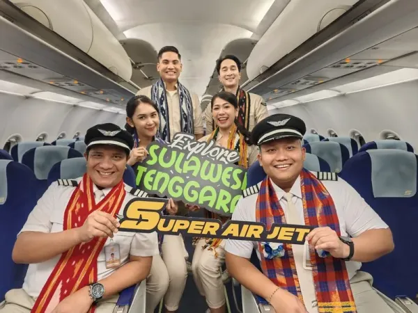 Super Air Jet Kendari-Jakarta