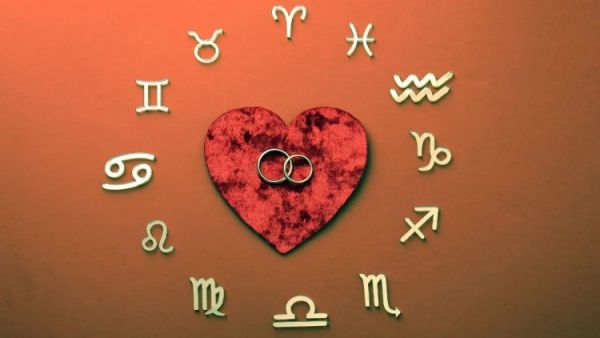 love horoscope today 26 december 2024 1735135445571 1