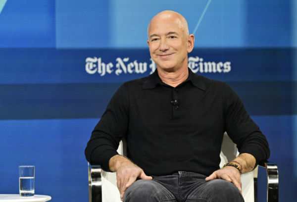 Jeff Bezos attends an event of the New York Times in 2024. Photo by AFP