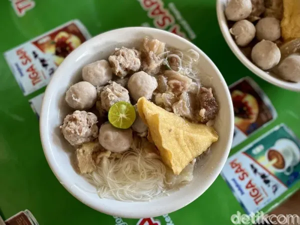 Mantul! 5 Bakso Favorit Sepanjang 2024 Ada di Bandung hingga Tangerang