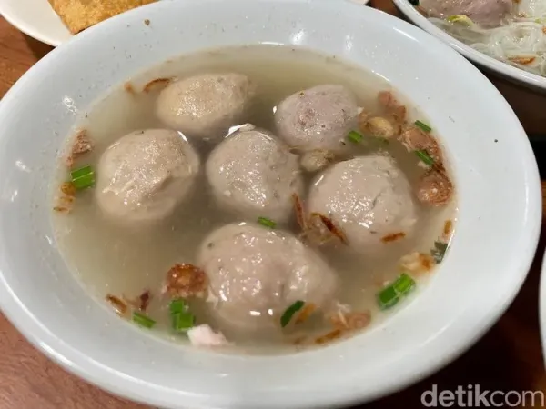 Mantul! 5 Bakso Favorit Sepanjang 2024 Ada di Bandung hingga Tangerang