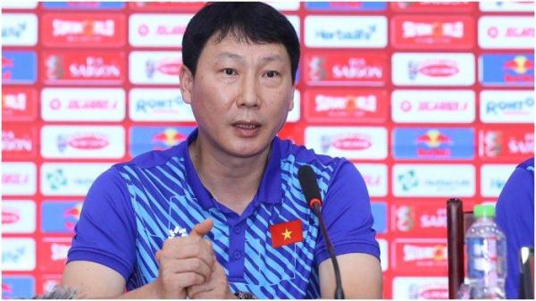 Kim Sang-sik berbicara dalam sesi konfrensi pers pra-pertandingan melawan Filipina dalam lanjutan grup F Kualifikasi Piala Dunia 2026, Rabu (5/6/2024).