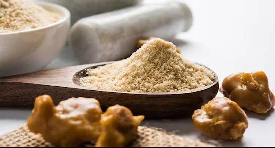 Eating a pinch of asafoetida every day will transform your body! - Daily Rajdhani