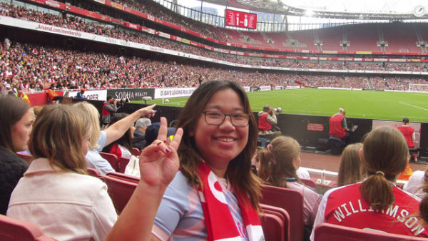 Sherleen Melika Chandra, mahasiswi Indonesia yang berkuliah di Northampton University Inggris. Foto: Dok. Pribadi