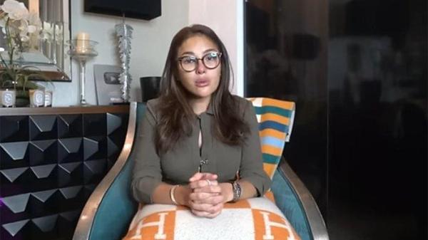 Nikita Mirzani menyampaikan pesan haru kepada putrinya Laura Meizani atau Lolly. Pesan tersebut disampaikan Nikita Mirzani dalam kanal Youtube pribadi miliknya.