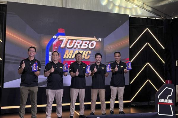 PT Yamaha Indonesia Motor Manufacturing (YIMM) meluncurkan varian oli baru yakni Yamalube Turbo di Sentul Karting, Bogor, Jawa Barat, Rabu (15/1/2025). Foto: Fitra Andrianto/kumparan