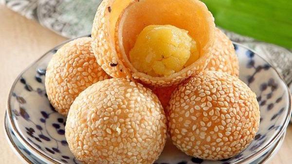 Begini cara membuat onde-onde yang renyah dan kopong