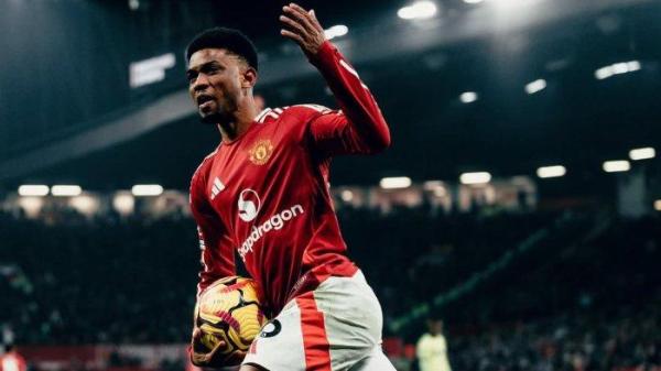 Selebrasi Amad Diallo usai mencetak gol pada laga Manchester United vs Southampton pada pekan ke-21 Liga Inggris 2024/2025, Jumat (17/1/2025) dini hari WIB.