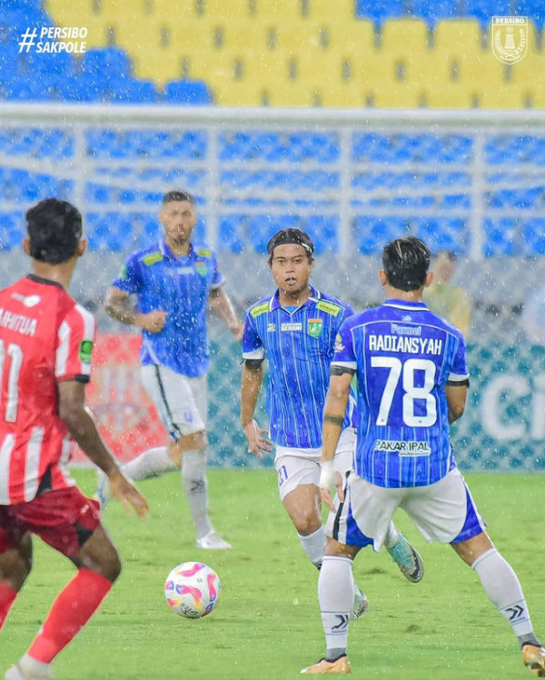 Deltras FC vs Persibo Bojonegoro dalam lanjutan Liga 2 2024/25 di Stadion Gelora Delta Sidoarjo, Sabtu (11/1).  Foto: instagram/@persibo.bojonegoro