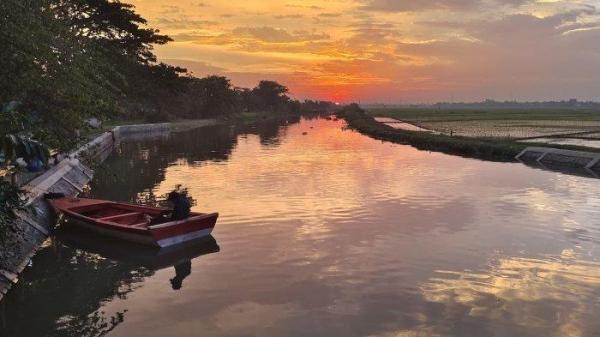 Rest area Mbah Goen di Desa Cipayung, Kecamatan Cikarang Timur, Kabupaten Bekasi, Jawa Barat dulunya tempat kumuh