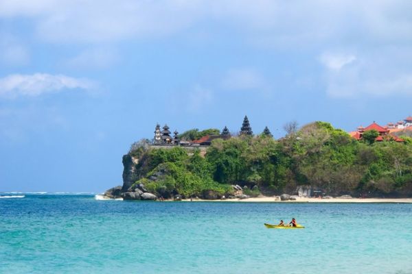 Ilustrasi kawasan Nusa Dua, Bali. Foto: Shutterstock