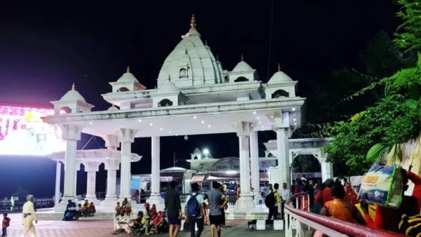 वैष्णो देवी मंदिर