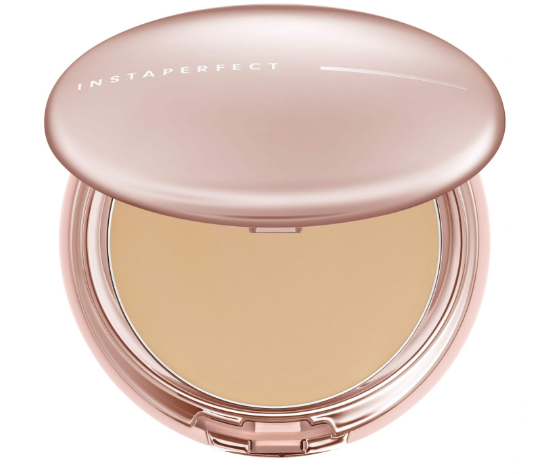 Foto adalah Wardah Perfect Matte Compact Powder. Sumber: myinstaperfect.com