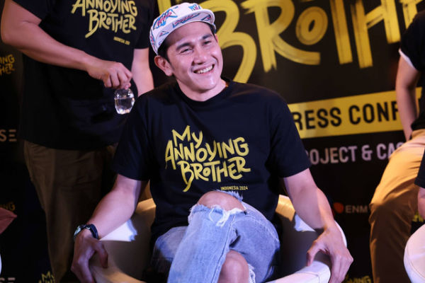 Artis Vino G Bastian saat konferensi pers film My Annoying Brother di kawasan Cilandak, Jakarta, Jumat (21/6/2024). Foto: Dok. Agus Apriyanto