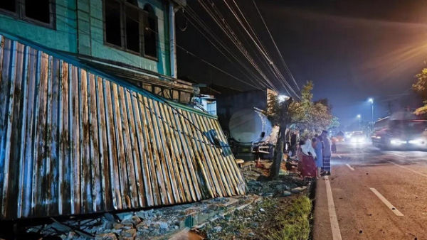 Kecelakaan lalu-lintas di Jalan Raya Bojonegoro-Cepu, turut Desa Brenggolo, Kecamatan Kalitidu, Kabupaten Bojonegoro, Jawa Timur. Sabtu (08/02/2025) (Aset: Istimewa)