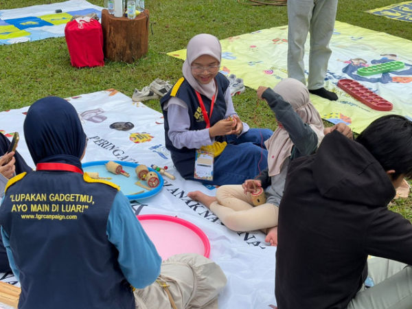 Suasana Festival Semesta Ramadan Dompet Dhuafa: Berzakat Kerennya Gak Ada Obat di Taman Lapangan Soft Ball, GBK, Senayan, Jakarta pada Sabtu (8/2/2025). Foto: Abid Raihan/kumparan