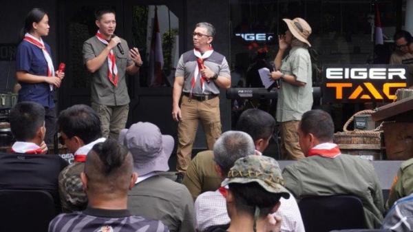 Manajemen Eiger TAC berkesempatan memberikan penjelasan terkait Eiger TAC kepada tamu undangan pada grand launching toko pertama Eiger TAC di Jalan Sumatera, Kota Bandung, Jawa Barat, Sabtu (8/2/2025).