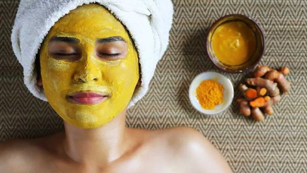 Turmeric Besan Face Pack