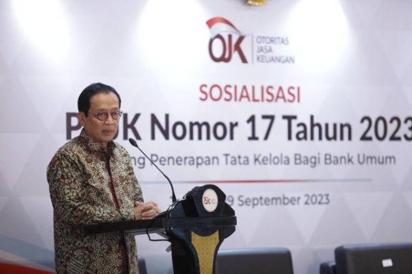 Kepala Eksekutif Pengawas Perbankan Otoritas Jasa Keuangan (OJK) Dian Ediana Rae pada sosialisasi penerbitan POJK Tata Kelola di Jakarta, Selasa (19/9/2023). Foto: OJK