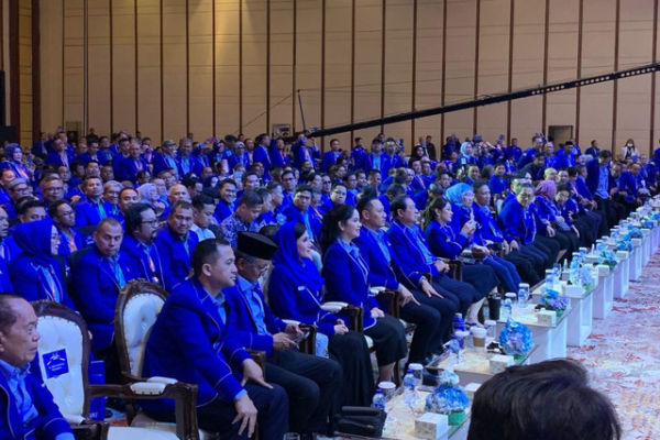 Agus Harimurti Yudhoyono (AHY) terpilih secara aklamasi sebagai Ketua Umum Partai Demokrat periode 2025-2030 dalam kongres Demokrat di Ritz Carlton, Jakarta, Senin (24/2/2025). Foto: Luthfi Humam/kumparan