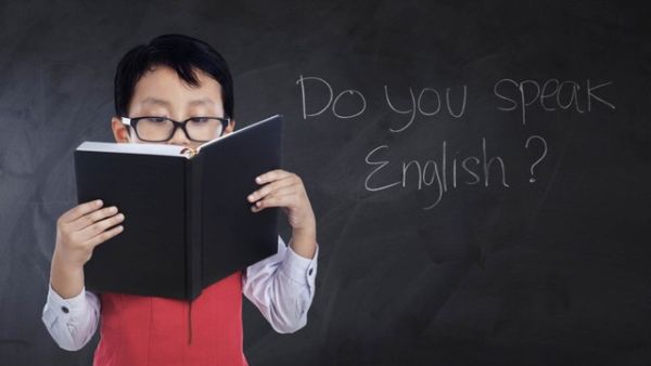 Ilustrasi anak belajar bahasa Inggris. Foto: Shutter Stock