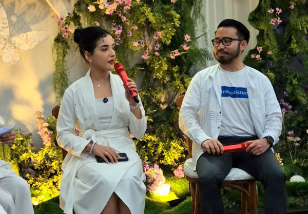 (ki-ka) CEO MOP Beauty Tasya Farasya dan Ernest Christian CEO Rekosistem di acara peluncuran Waste Station di RDTX Place Kuningan, Jakarta Senin (24/2). Foto: Hutri Dirga/kumparan