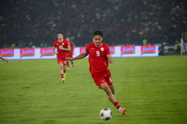 Pemain Timnas Indonesia Rafael Struick pada pertandingan Kualifikasi Piala Dunia 2026 melawan Timnas Jepang di Stadion Utama Gelora Bung Karno, Jakarta, Jumat (15/11/2024). Foto: Aditia Noviansyah/kumparan