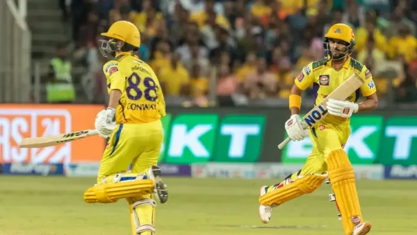 These 2 players can open for CSK 