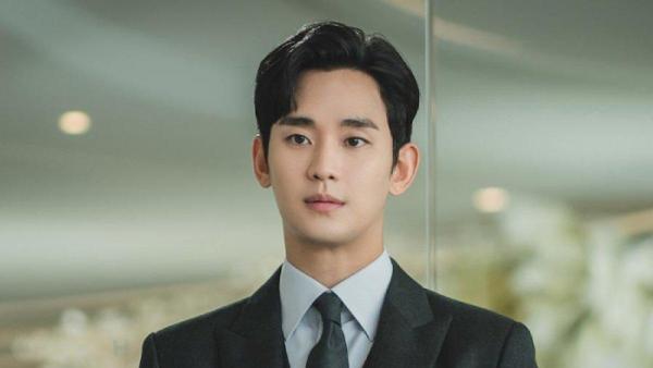 Kim Soo Hyun aktor Korea Selatan bintang drama Queen of Tears