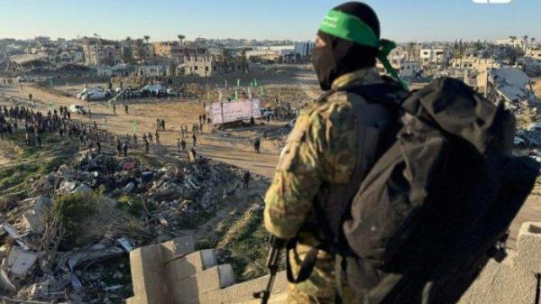 TAWARAN HAMAS DITOLAK - Hamas mengatakan pada Jumat (14/3/2025) bahwa pihaknya telah menerima usulan dari para mediator untuk membebaskan tawanan Amerika-Israel terakhir yang masih hidup dan jenazah empat tawanan berkewarganegaraan ganda. Akan tetapi, Israel telah menolak tawaran Hamas untuk membebaskan seorang warga negara ganda Amerika-Israel.