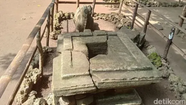 Situs Batu Kalde di Pangandaran