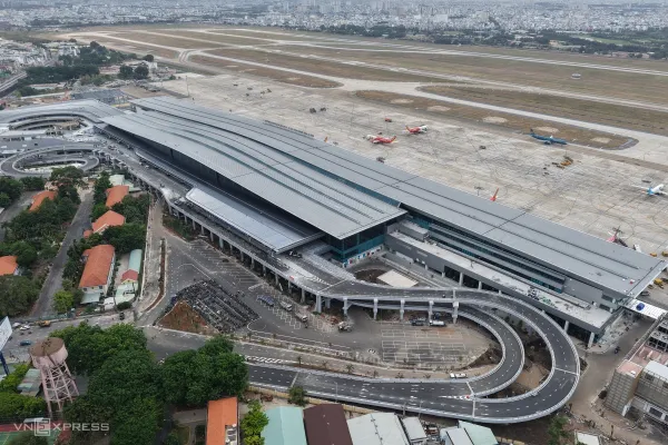 Inside Vietnam's largest domestic terminal just opened at Tan Son Nhat Airport