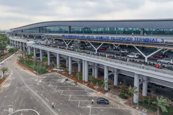 Inside Vietnam's largest domestic terminal just opened at Tan Son Nhat Airport
