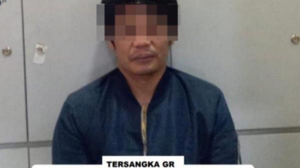 PENYERANGAN POLISI - pelaku pembakaran mobil di Cimanggis, Kota Depok 4