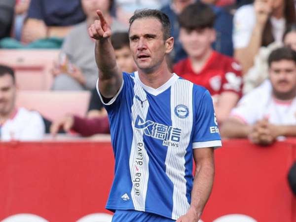 Deportivo Alaves' Kike Garcia on April 20, 2025