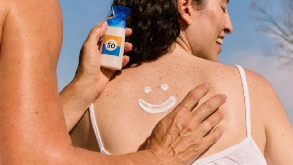 benefitsofusingsummersunscreen 1745648188646