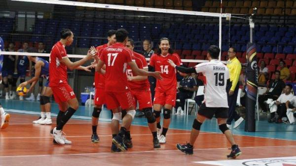Selebrasi penggawa Timnas voli putra Indonesia saat bertanding di turnamen SEA V League 2024, yang berlangsung di Filipina.